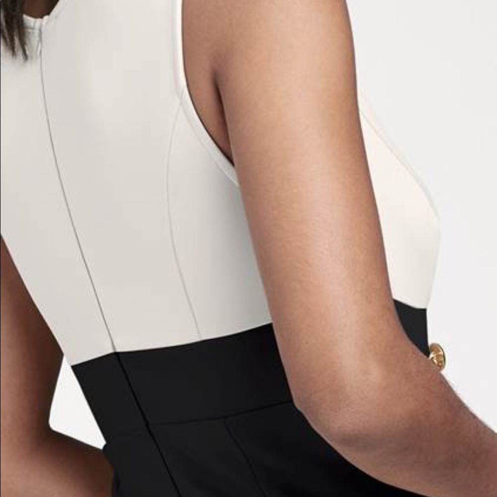 Sold elsewhere Chain Detail Dress sizes M Brand New Color: White & Black - Picture 5 of 8